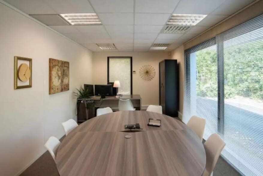 Bureau dans Vertou à louer - Photo de l’immeuble – Image 3 sur 4