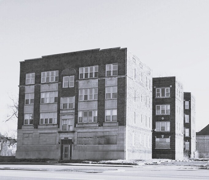 2350 Stanton Street, Detroit, MI à vendre - Photo de l’immeuble – Image 1 sur 23