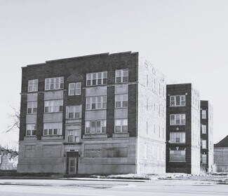 Plus de détails pour 2350 Stanton Street, Detroit, MI - Logement à vendre