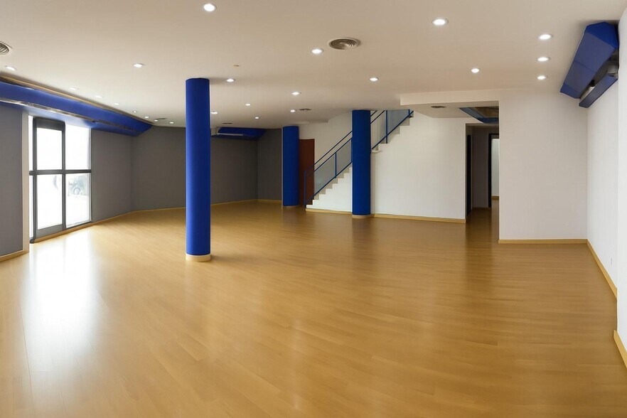 Industriel/Logistique dans Manises, Valencia à vendre - Photo de l’immeuble – Image 2 sur 27