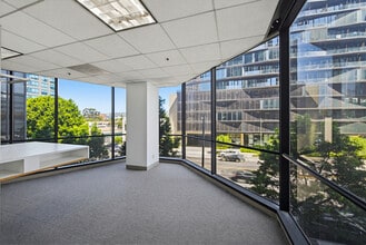 6420 Wilshire Blvd, Los Angeles, CA à louer Photo intérieure– Image 2 sur 7