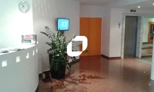 Bureau dans Meudon à louer - Hall d’entrée – Image 2 sur 12