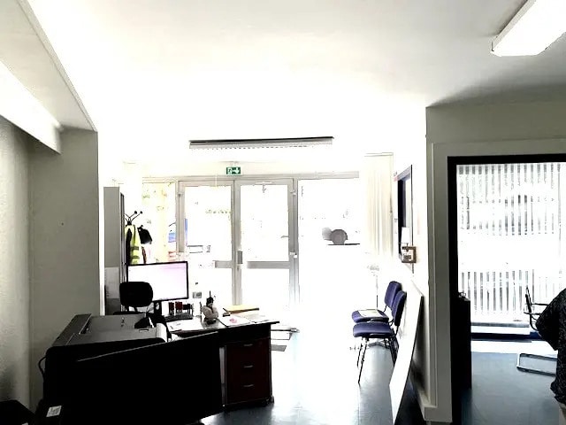 Plus de détails pour Bureau à louer