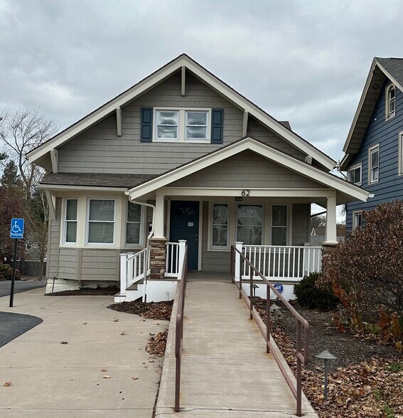 62 Empire Blvd, Rochester, NY à louer - Photo de l’immeuble – Image 2 sur 8