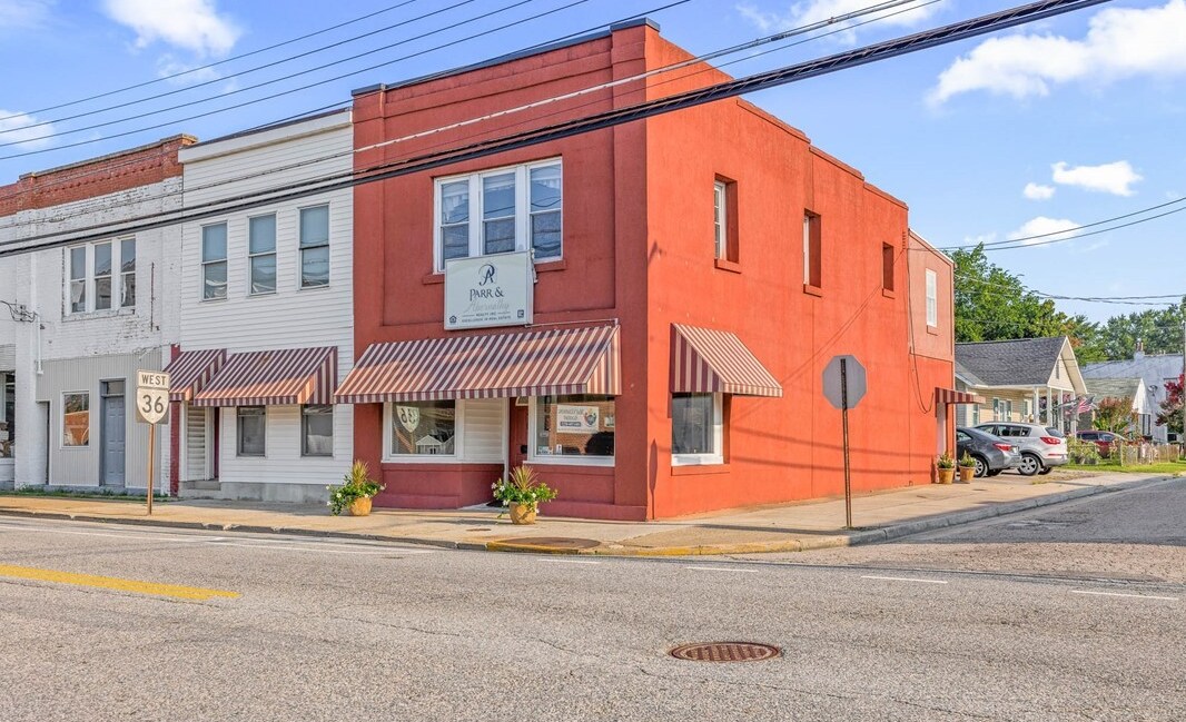 701 W Broadway Ave, Hopewell, VA à louer Photo principale– Image 1 sur 3