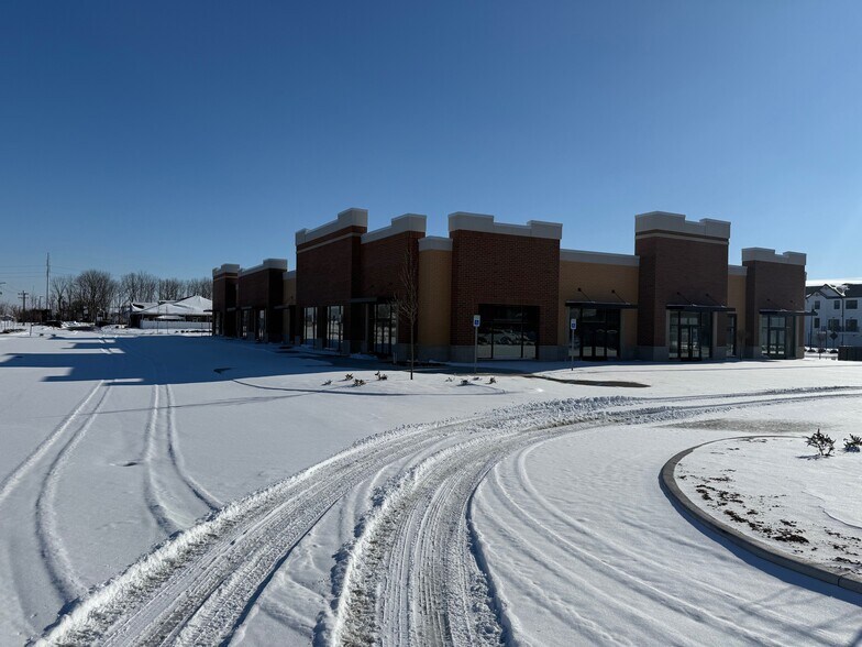 17576 Alba Ln, Westfield, IN à louer - Photo de l’immeuble – Image 3 sur 8