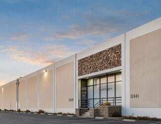 Plus de détails pour 12439-12455 Florence Ave, Santa Fe Springs, CA - Industriel/Logistique à vendre