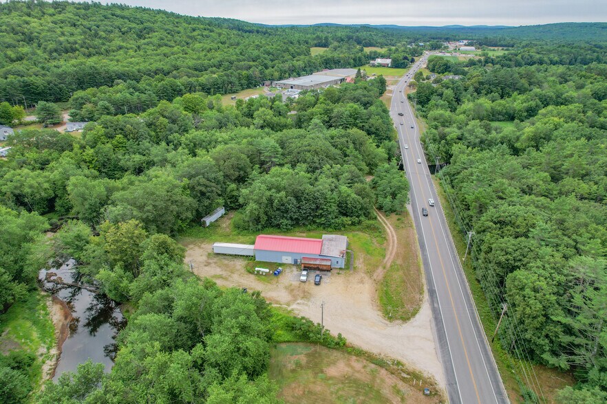 1487 Main Street, Oxford, ME à vendre - Photo de l’immeuble – Image 3 sur 23