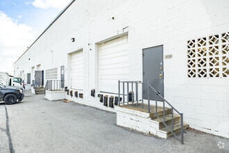 4139-4153 Amos Ave, Baltimore, MD à louer Photo de l’immeuble– Image 1 sur 5