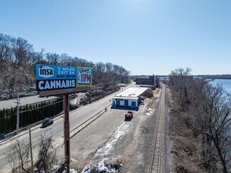Plus de détails pour 590-628 Center St, Chicopee, MA - Industriel/Logistique à vendre