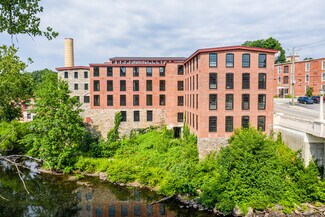 Plus de détails pour 58 Pomfret St, Putnam, CT - Bureau, Local d'activités à louer