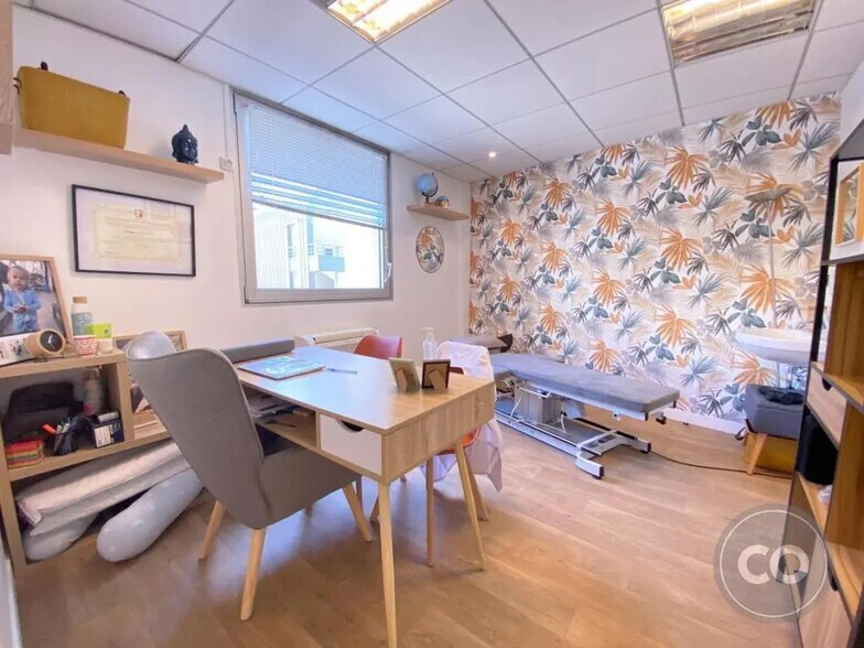 Bureau dans Boulogne-Billancourt à louer - Photo de l’immeuble – Image 2 sur 6