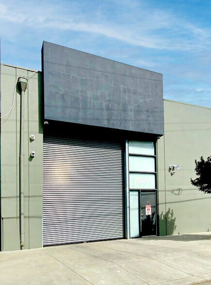 1536-1590 Yosemite Ave, San Francisco, CA à louer - Photo de l’immeuble – Image 2 sur 10