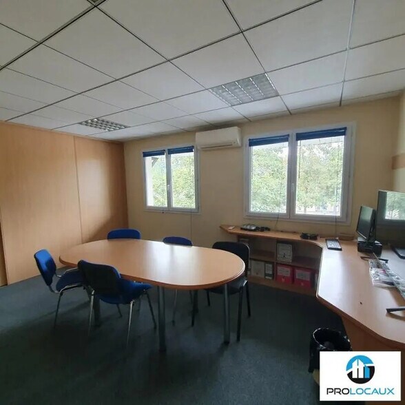 Bureau dans Eybens à vendre - Photo de l’immeuble – Image 2 sur 12