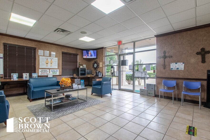 873 S Stemmons Fwy, Lewisville, TX à vendre - Photo de l’immeuble – Image 3 sur 16