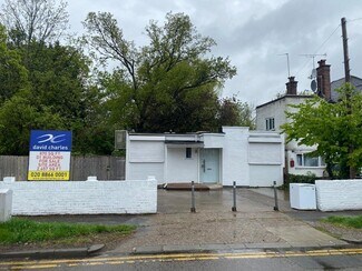 Plus de détails pour 56 Northumberland Rd, Harrow - Spécialisé à vendre