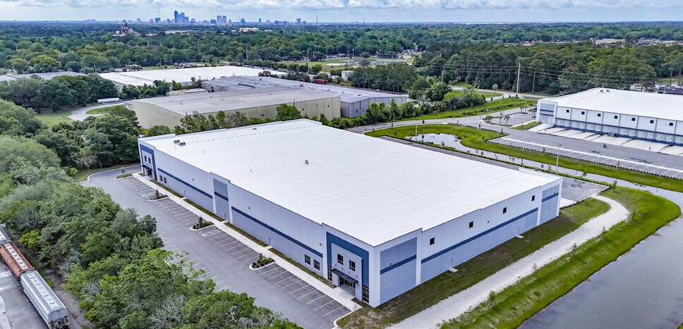 3415 12th St W, Jacksonville, FL à louer - Photo de l’immeuble – Image 3 sur 13