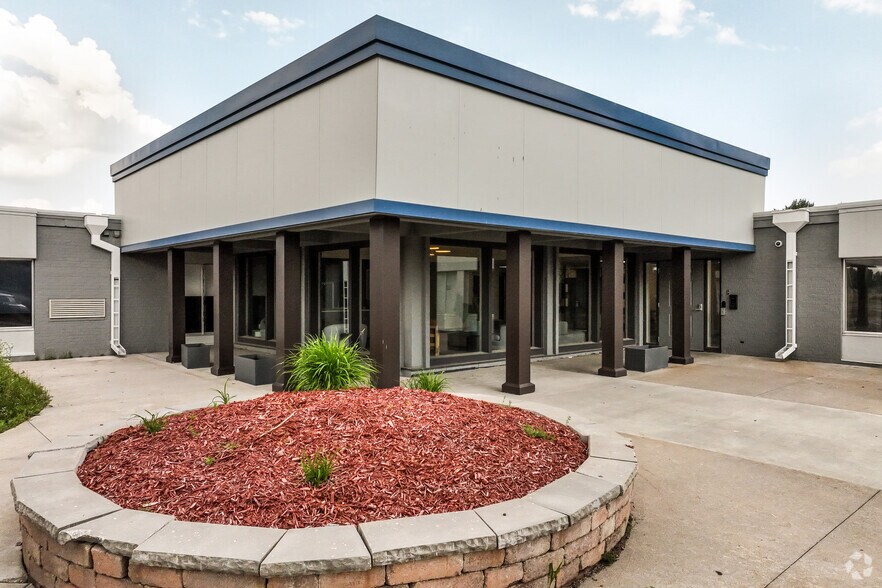 6001 Alderson St, Schofield, WI à vendre - Photo principale – Image 1 sur 30