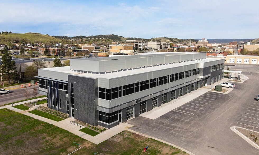 108 E Main St, Rapid City, SD à louer - Photo de l’immeuble – Image 3 sur 13