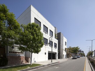 Plus de détails pour 10309 Santa Monica Blvd, Los Angeles, CA - Bureau/Médical à louer