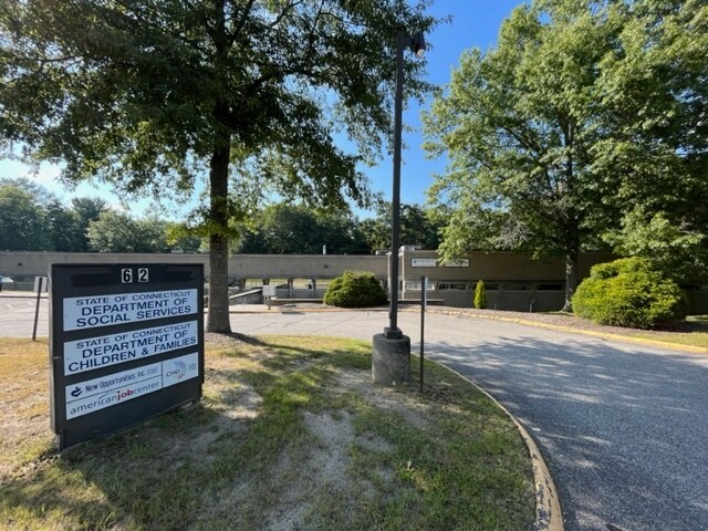 62 Commercial Blvd, Torrington, CT à louer - Photo de l’immeuble – Image 3 sur 3