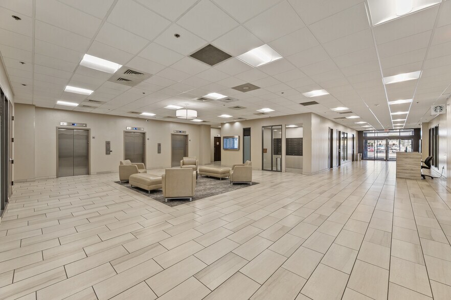 1521 Staples St, Corpus Christi, TX à louer - Hall d’entrée – Image 3 sur 8