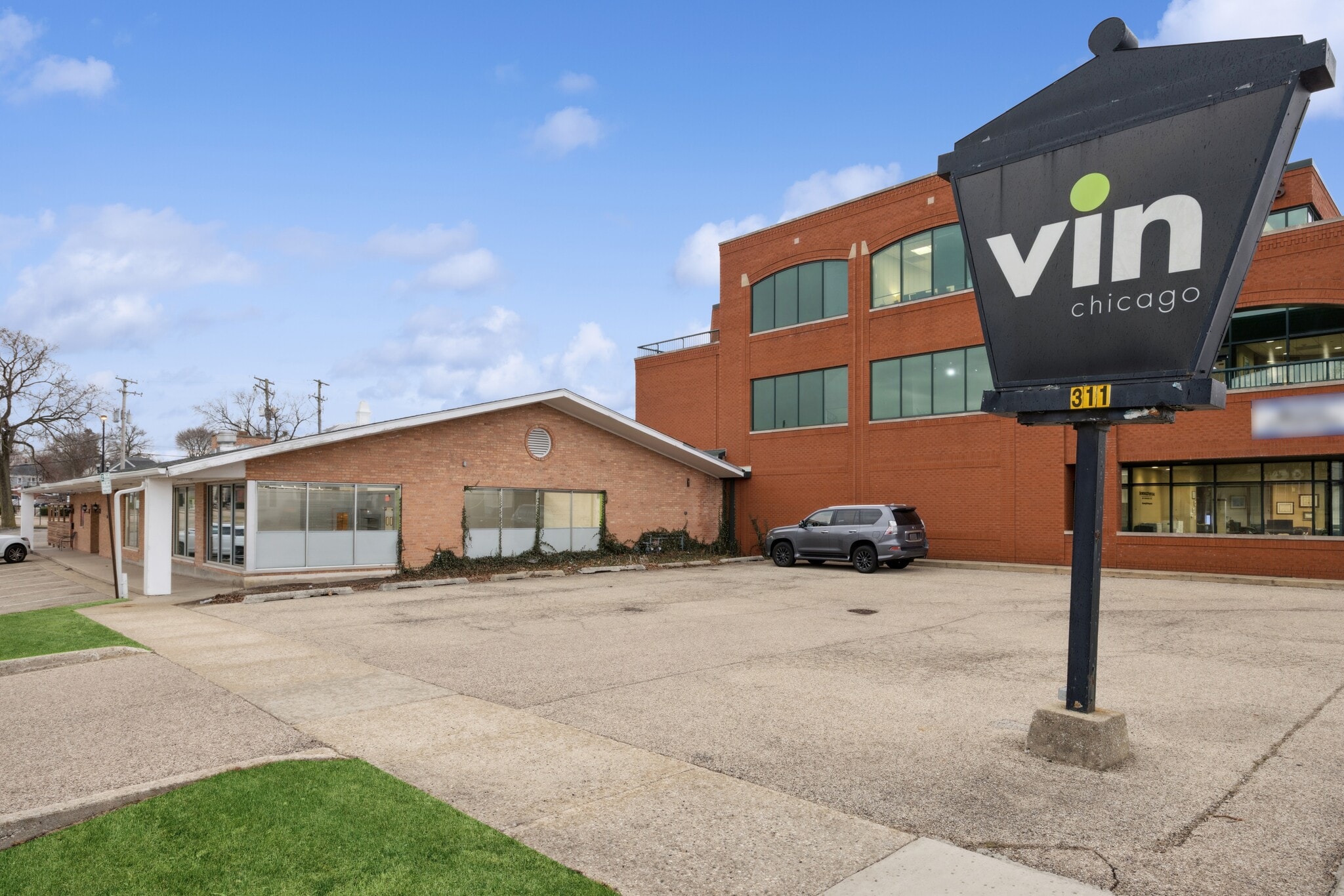 311 E Main St, Barrington, IL à louer Photo de l’immeuble– Image 1 sur 7