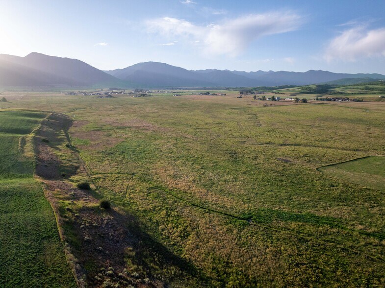 Hemmert Drive, Thayne, WY à vendre - Photo principale – Image 1 sur 18