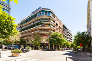 Plus de détails pour Calle Padilla, Madrid - Bureau à louer