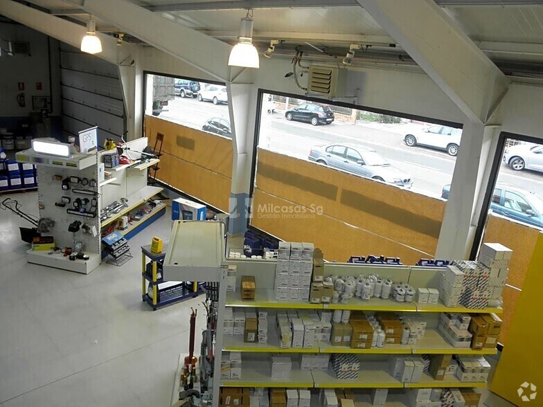 Industriel/Logistique dans Segovia, Segovia à vendre - Photo de l’immeuble – Image 3 sur 23