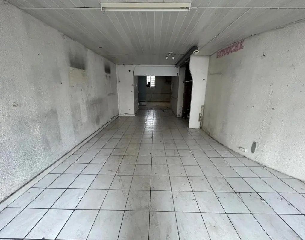 100 Avenue Roger Salengro, Champigny-sur-Marne à louer Photo intérieure– Image 1 sur 3