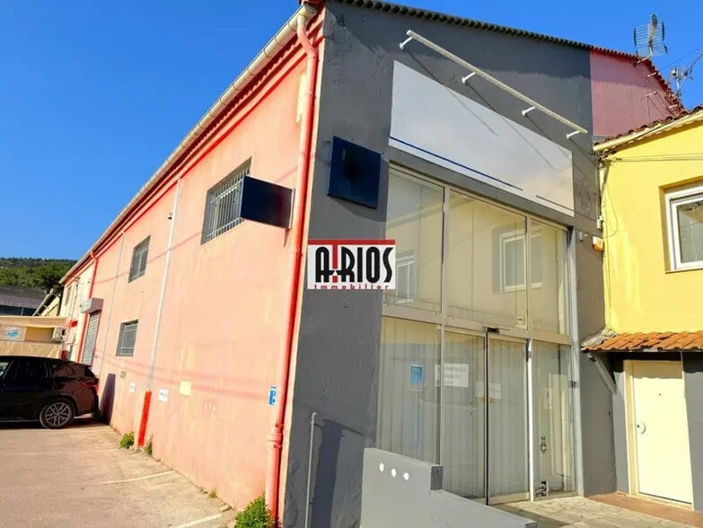 Local commercial dans Hyères à louer - Photo de l’immeuble – Image 3 sur 7