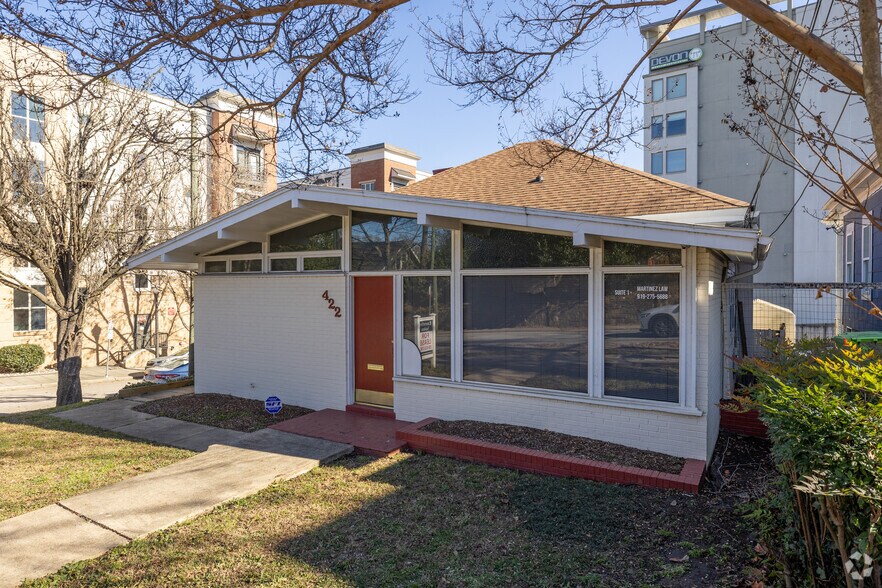 422 St Marys St, Raleigh, NC à louer - Photo principale – Image 1 sur 30