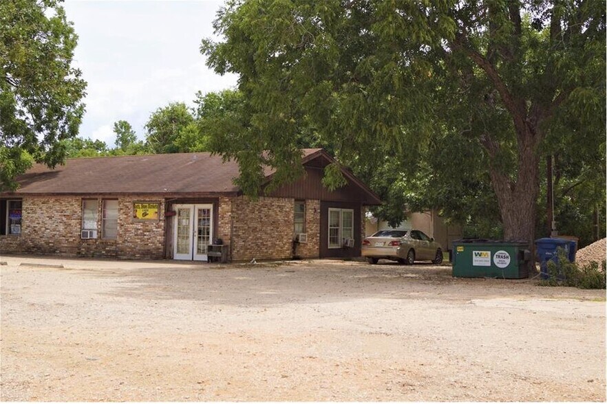Highway 290, Elgin, TX à vendre - Photo de l’immeuble – Image 2 sur 9