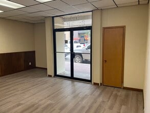 104-108 S Main St, Victoria, TX à louer Photo intérieure– Image 2 sur 9