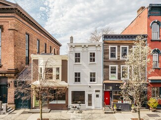 Plus de détails pour 323 Warren St, Hudson, NY - Local commercial à vendre