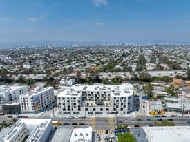 E On Adams - Local commercial