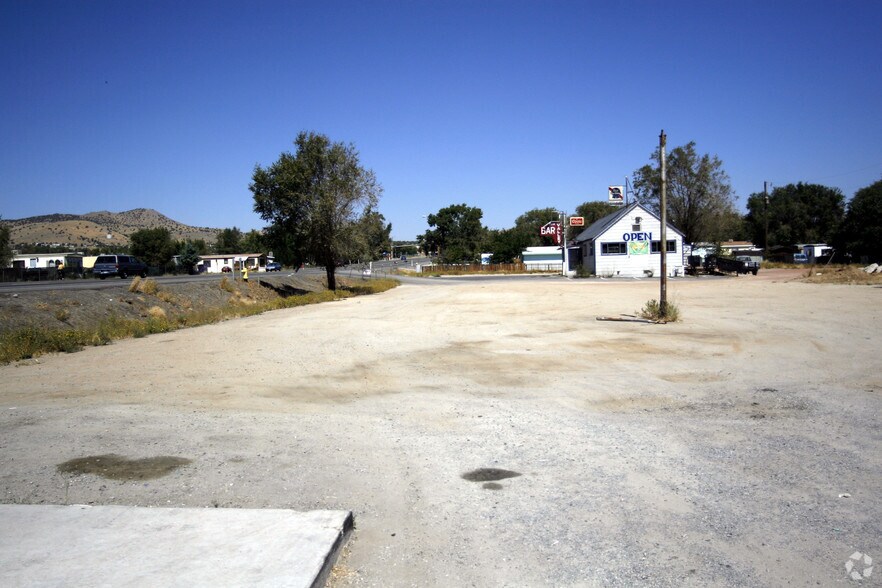 5520 and 5530 Sun Valley Blvd portefeuille de 2 biens à vendre sur LoopNet.fr - Photo principale – Image 3 sur 3