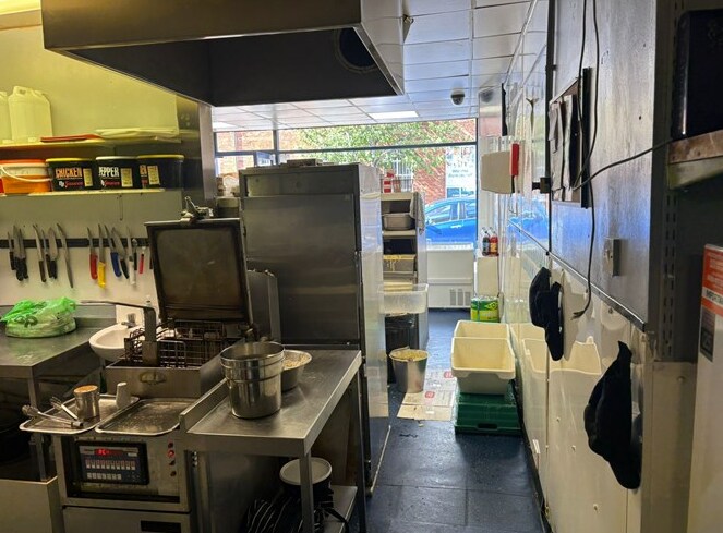 337, 341 & 343 Beersbridge Road portefeuille de 3 biens à vendre sur LoopNet.fr - Photo intérieure – Image 2 sur 11