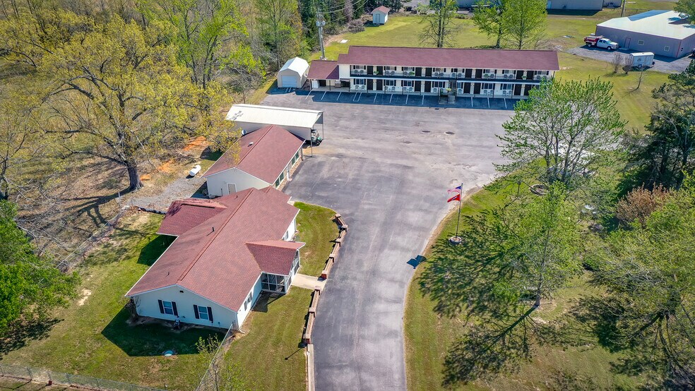 8546 Edgemont Rd, Greers Ferry, AR à vendre - Photo de l’immeuble – Image 3 sur 53