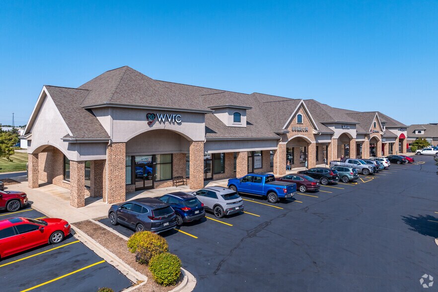 1223-1359 N Port Washington Rd, Grafton, WI à louer - Photo principale – Image 1 sur 5