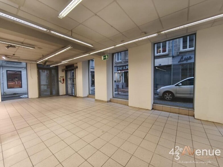 Local d'activités dans Saint-Étienne à vendre - Photo intérieure – Image 2 sur 7