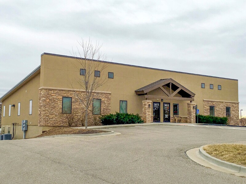 941 W 141st Ter, Kansas City, MO à louer Photo de l’immeuble– Image 1 sur 2