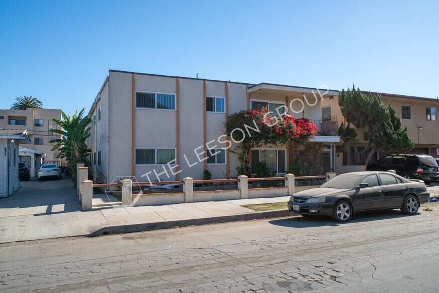1050 Dawson Ave, Long Beach, CA à vendre - Photo de l’immeuble – Image 2 sur 9