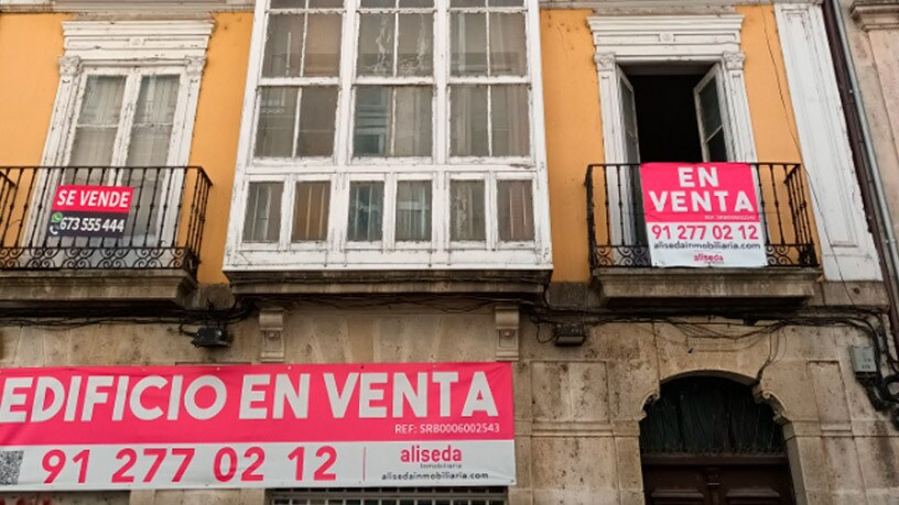 Immeuble residentiel dans Burgos, Burgos à vendre - Photo de l’immeuble – Image 1 sur 7