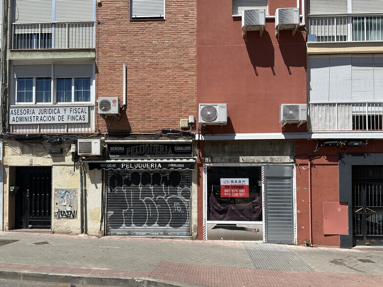 Calle de Pico Balaitus, 3, Madrid, Madrid à vendre - Photo de l’immeuble – Image 1 sur 5