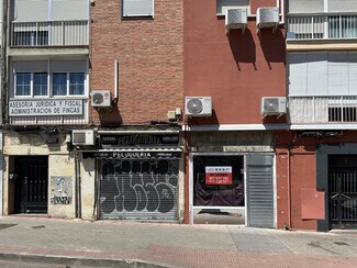 Plus de détails pour Calle de Pico Balaitus, 3, Madrid - Logement à vendre