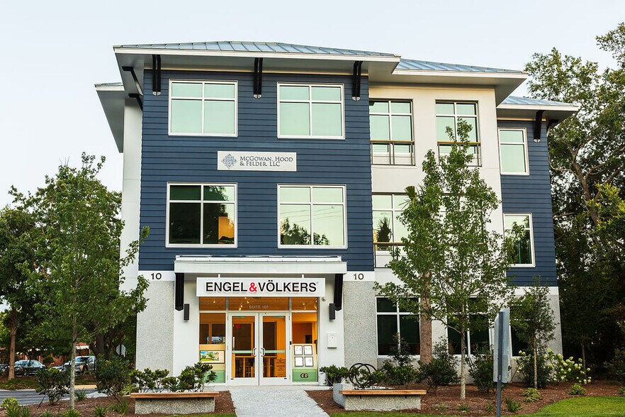 10 Shem Dr, Mount Pleasant, SC à louer - Photo de l’immeuble – Image 1 sur 8