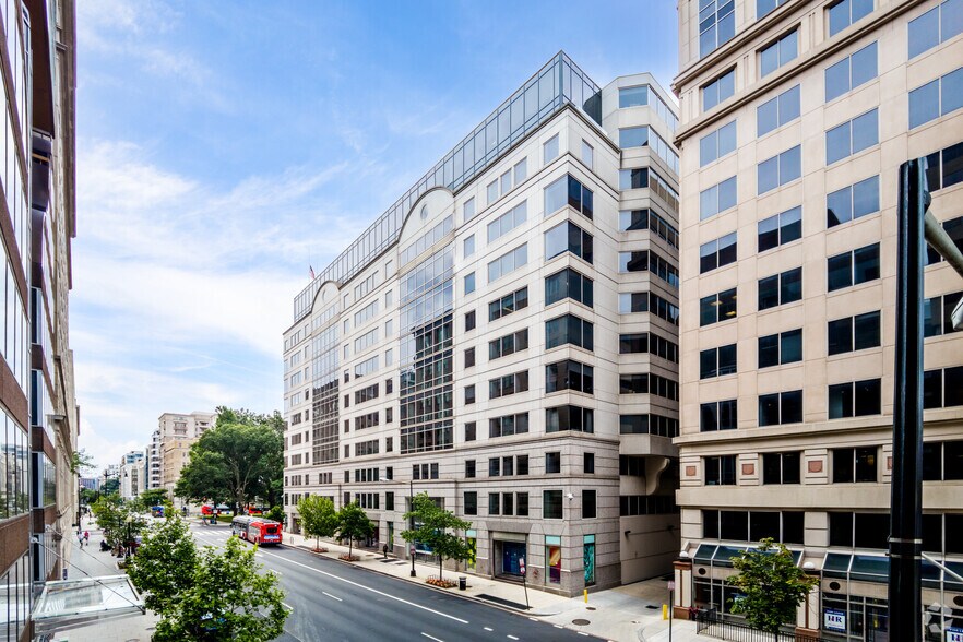 901 15th St NW, Washington, DC à louer - Photo de l’immeuble – Image 2 sur 16