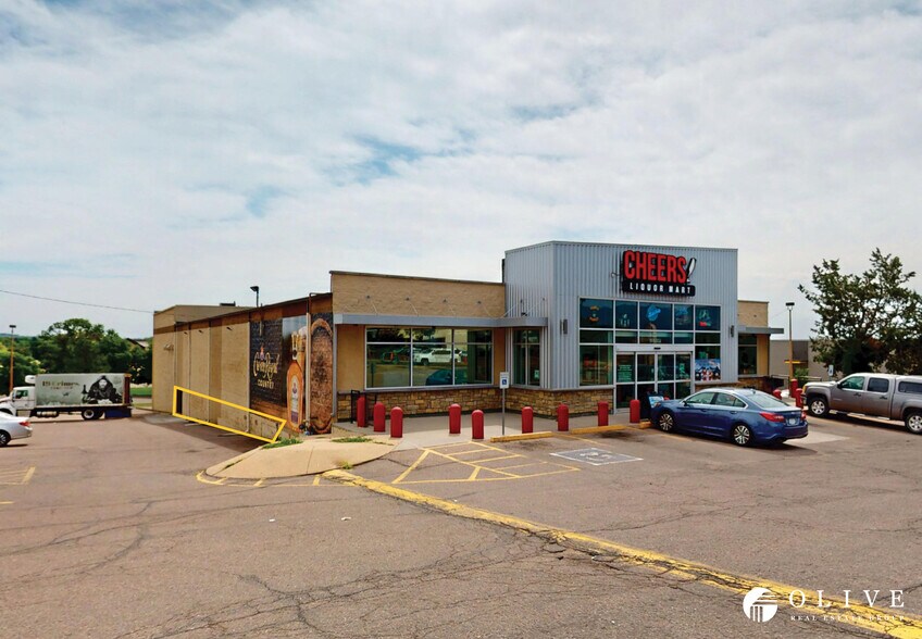 1105 N Circle Dr, Colorado Springs, CO à louer - Photo de l’immeuble – Image 2 sur 5